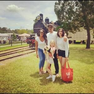 Meet your Posher, Tusi